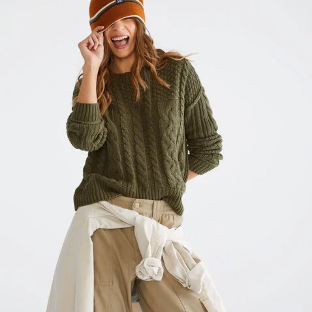 Aeropostale Olive Cable-Knit Crew-Neck Sweater/NWT/Large - Picture 2 of 12